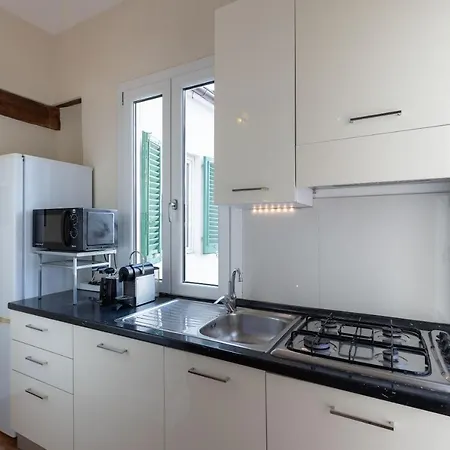 Apartment Borgo San Jacopo Penthouse By 360rentals