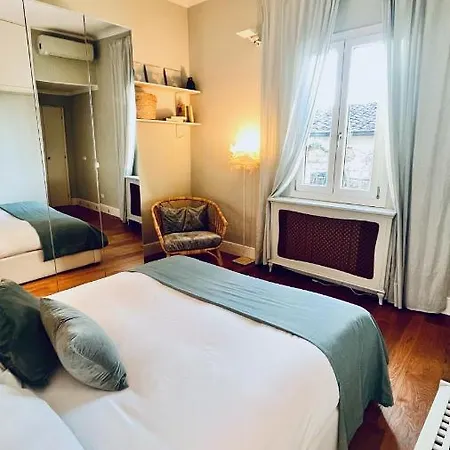 Borgo San Jacopo Penthouse By 360rentals * Florence
