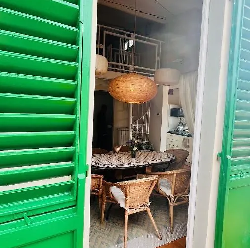 Apartment Borgo San Jacopo Penthouse By 360rentals Florence