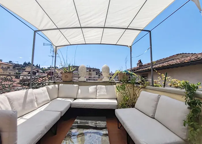 Apartment Borgo San Jacopo Penthouse By 360rentals Florence