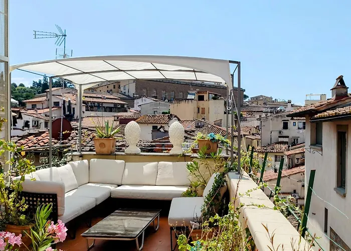 Borgo San Jacopo Penthouse By 360rentals